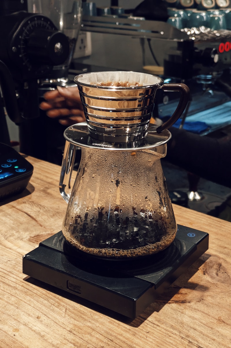 Kalita Wave pour over dripper